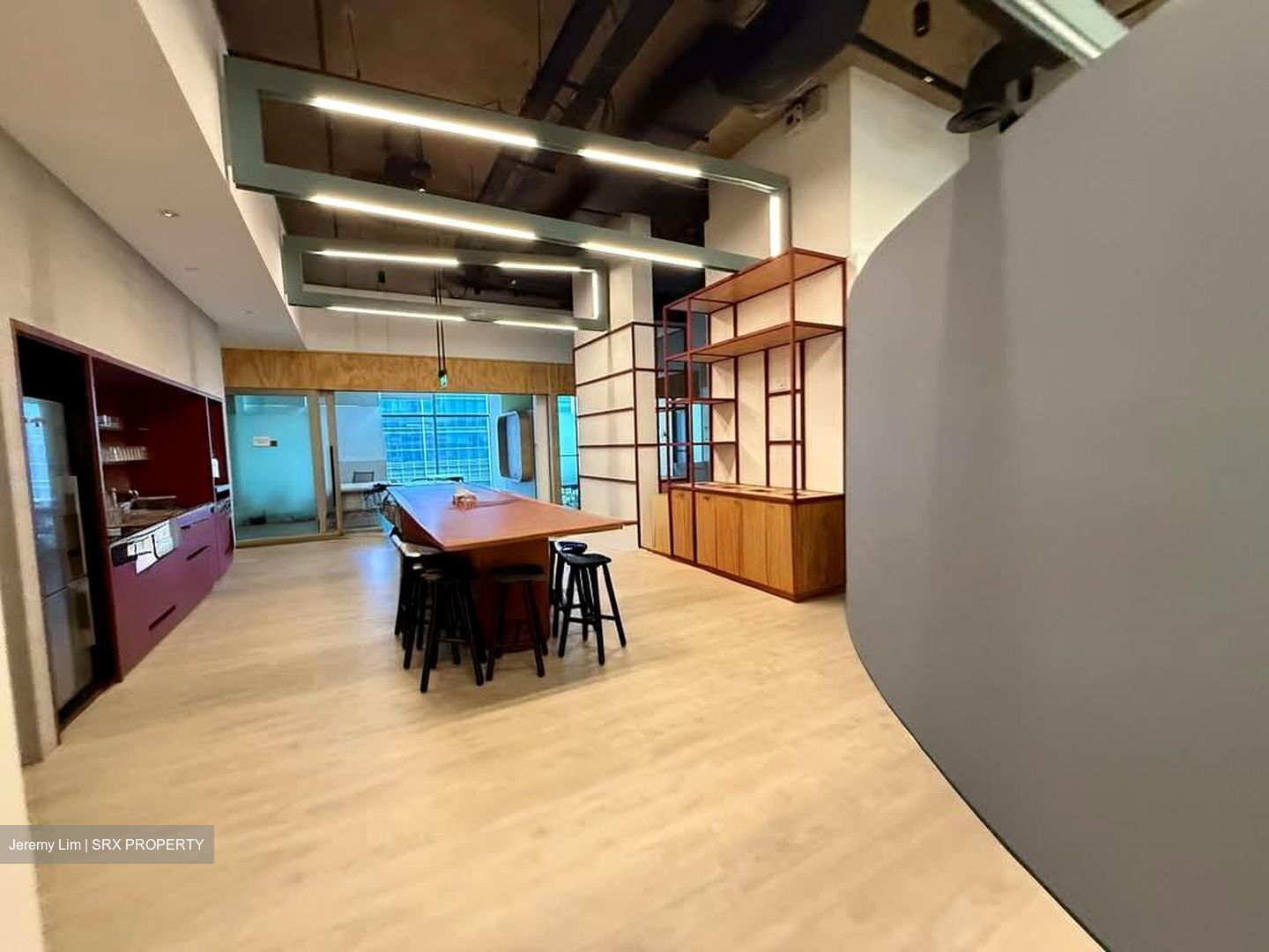 Tahir Building (D1), Office #640113571